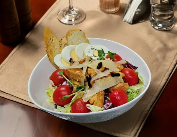 SALATE SPECIALITATI